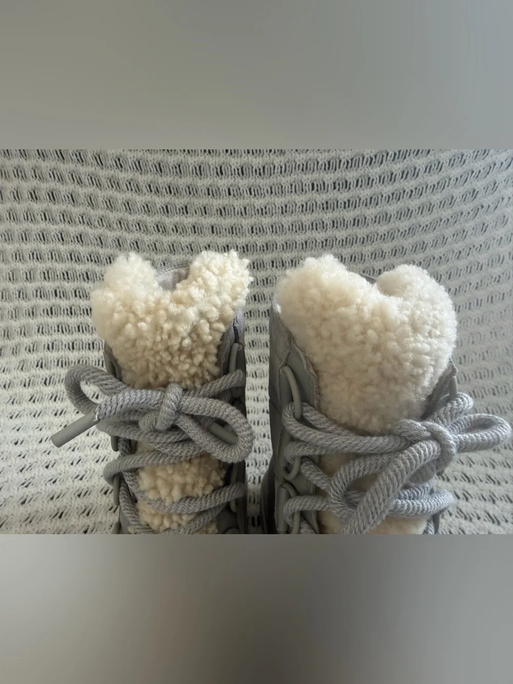 Sorel Joan Of Arctic Next Lite Outdoor Winter Boots Gray Ivory Shearling 8 EUC